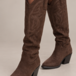 Botte cowboy en daim chocolat
