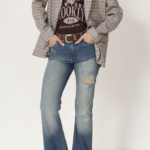 Jeans with a versatile contemporary fit.