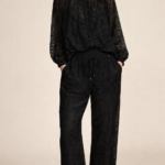 Trousers with a versatile contemporary fit.