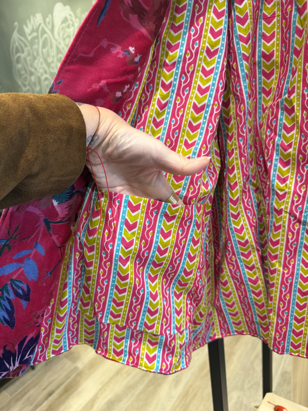 Kimono au design féminin et original. – Image 2
