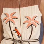 Chaleco de diseño femenino y original.