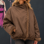 Wendbare Jacke aus Kunstfell und Funktionsstoff
