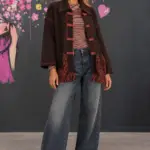 Cardigan con frange e alamari