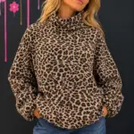 Sudadera animal print con cuello alto